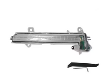 Clignotant LED de rétroviseur côté droit(côté passager) MPARTS AUTO