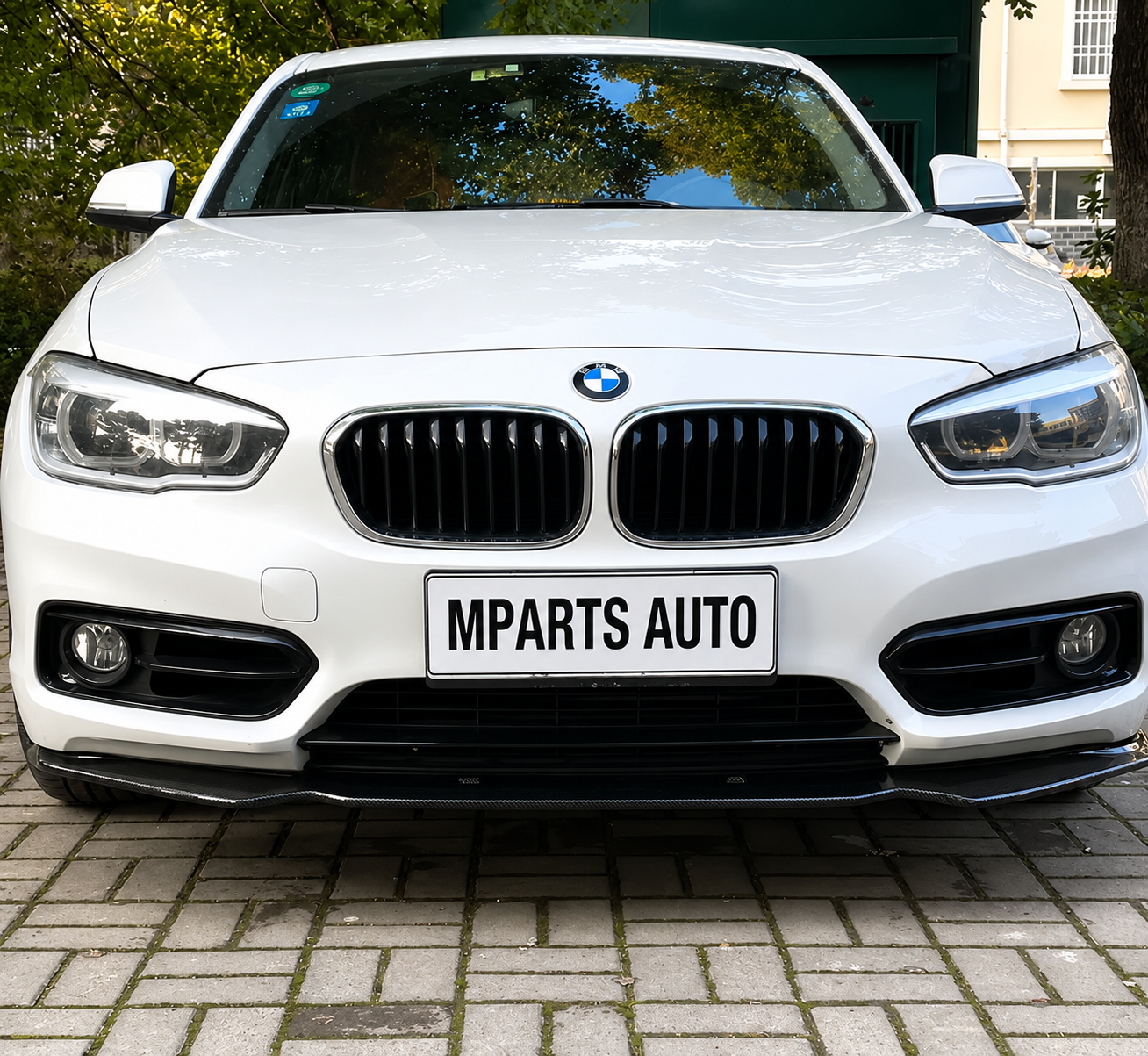Lame avant noir brillant pour BMW série 1 F20 F21 2011 – 2019 MPARTS AUTO