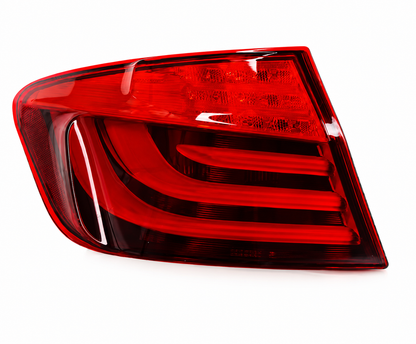 FEUX ARRIERES POUR BMW SERIE 5 F10 2010-2013 - BERLINE - PHASE 1 MPARTS AUTO