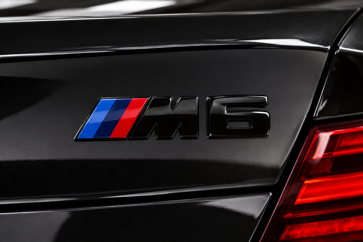 Logo Emblème M6 BMW pour coffre – Noir brillant MPARTS AUTO