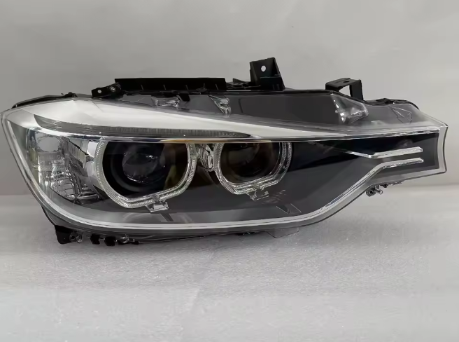 PHARE AVANT DROIT XENON BMW SERIE 3 F30 F31 2011-2015 MPARTS AUTO