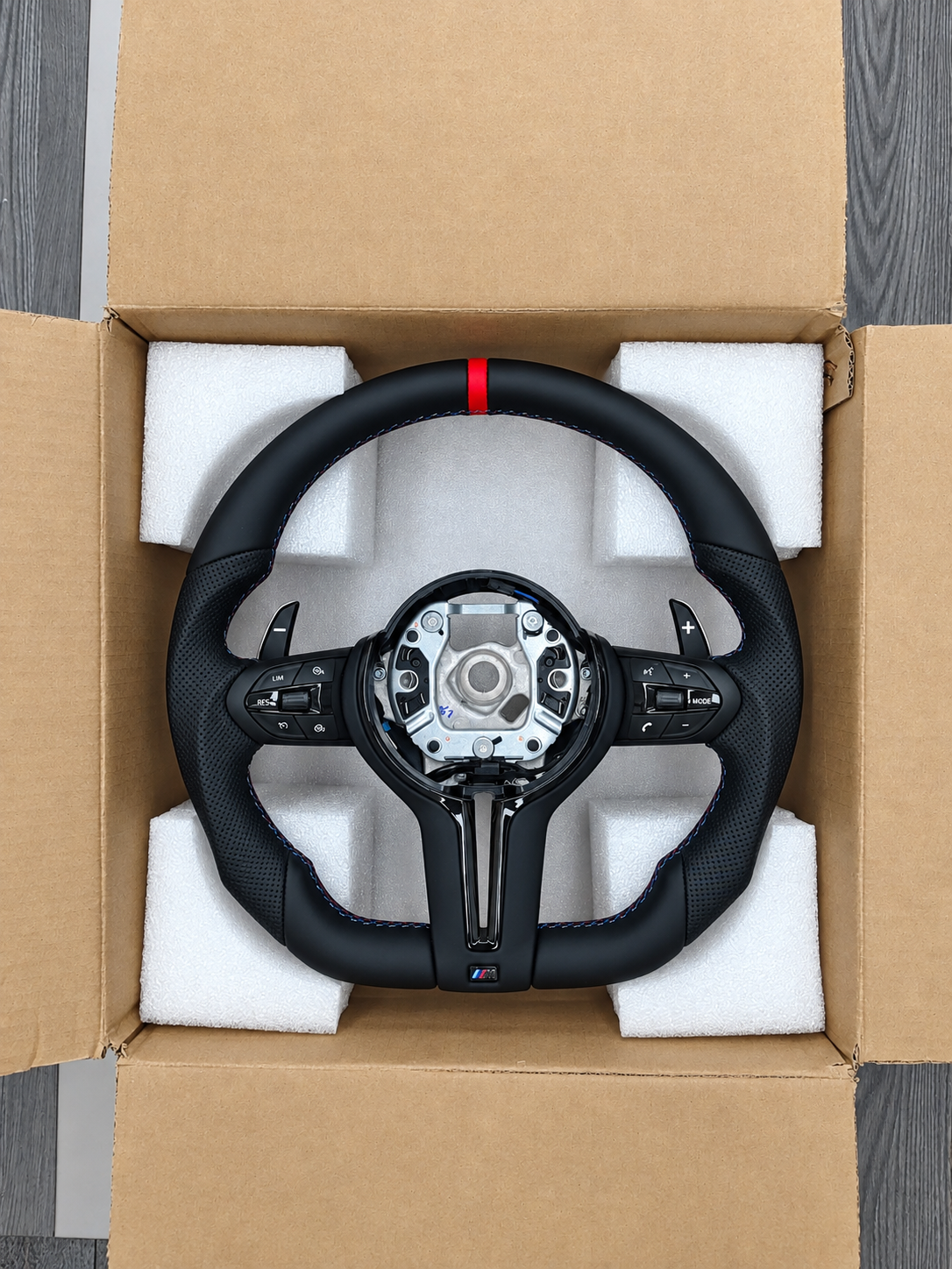 Volant M Sport BMW serie 1 F20 F21 – Rouge MPARTS AUTO