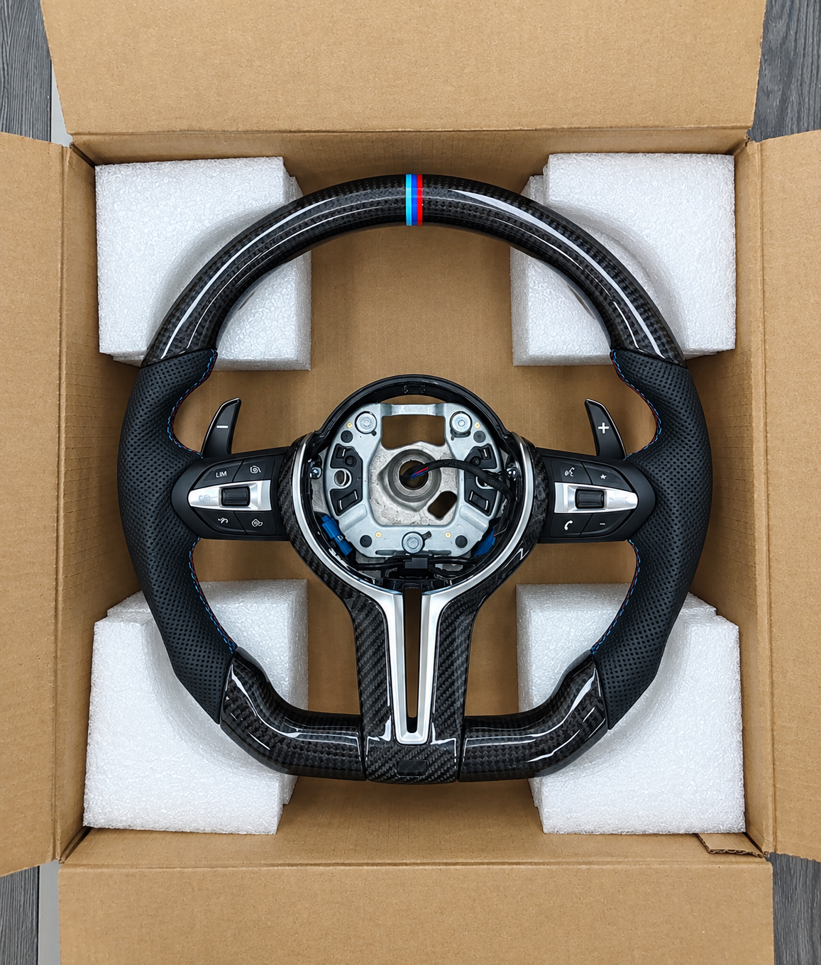 Volant M Sport BMW serie 1 F20 F21 – Carbone cuir MPARTS AUTO